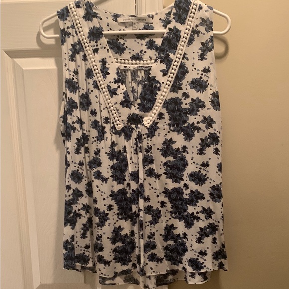 Collective Concepts Tops - Collective Concepts Navy blue and White Sleeveless Blouse